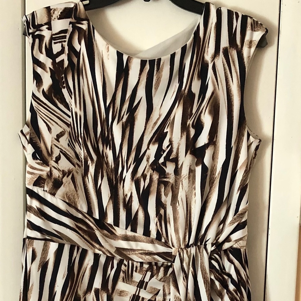 Ladies dress